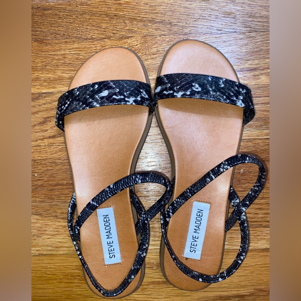 Steve Madden size 7 sandals